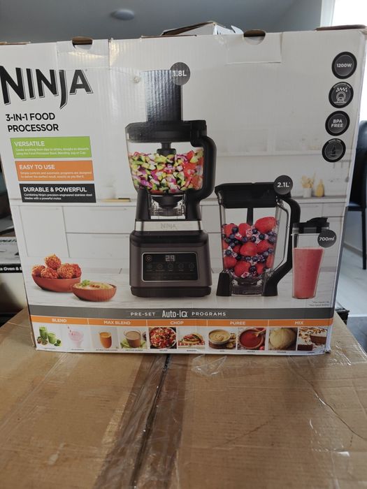 Ninja 3in1  robot si blender bucatarie