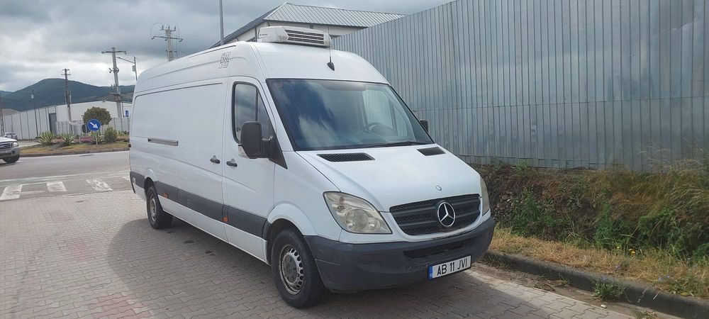 Mercedes Sprinter 319 frigorific 3.0v6