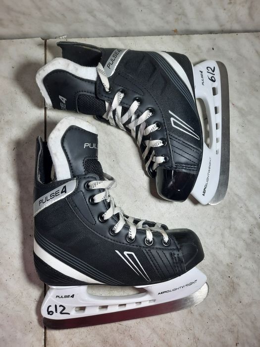 Patine hochey hochei 612 Pulse 4 marime 32 (21 cm) impecabile