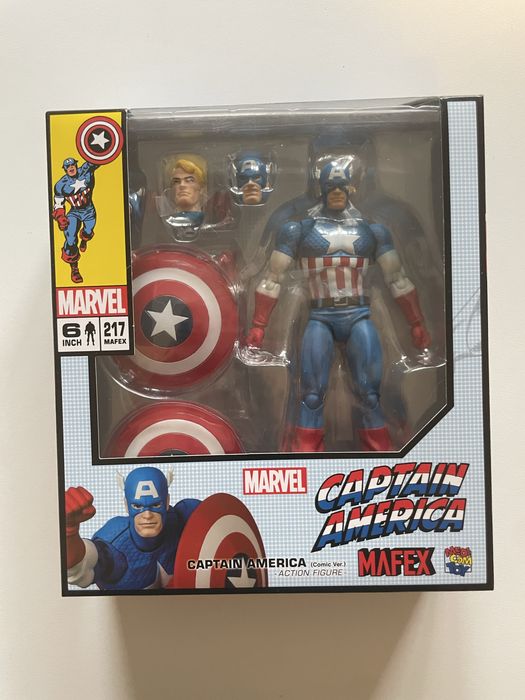 Vand figurina Mafex Captain America