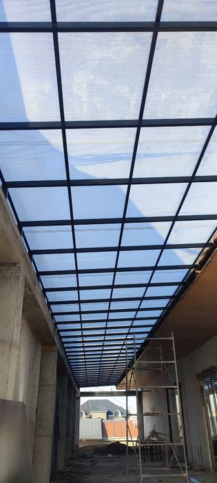 Tom va naves leksan xizmati