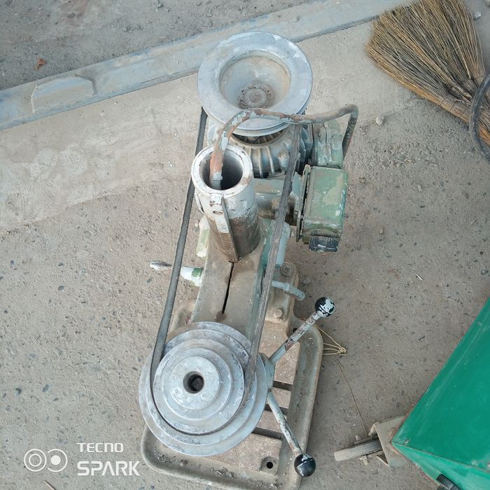 Продаю настольный сверлильный станок