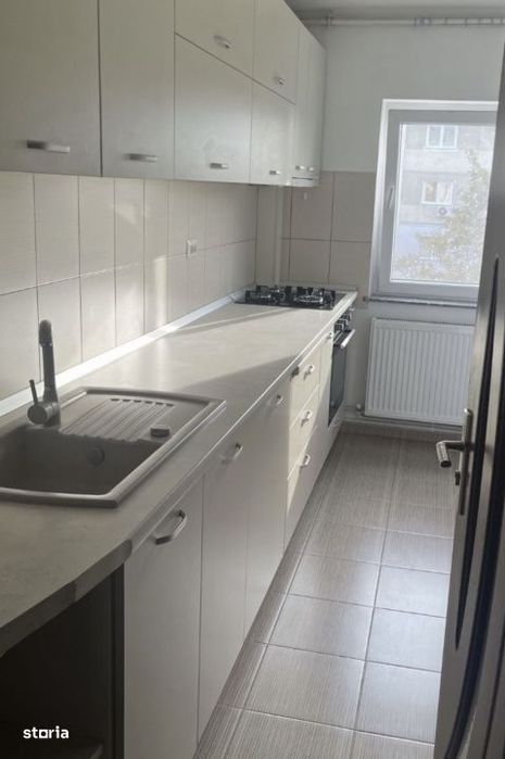 Garsoniera spre inchiriere