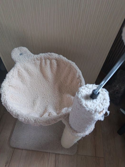 Asamblu pentru pisici