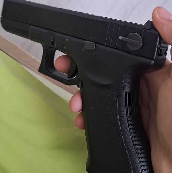 Airsoft glock 18 full automat