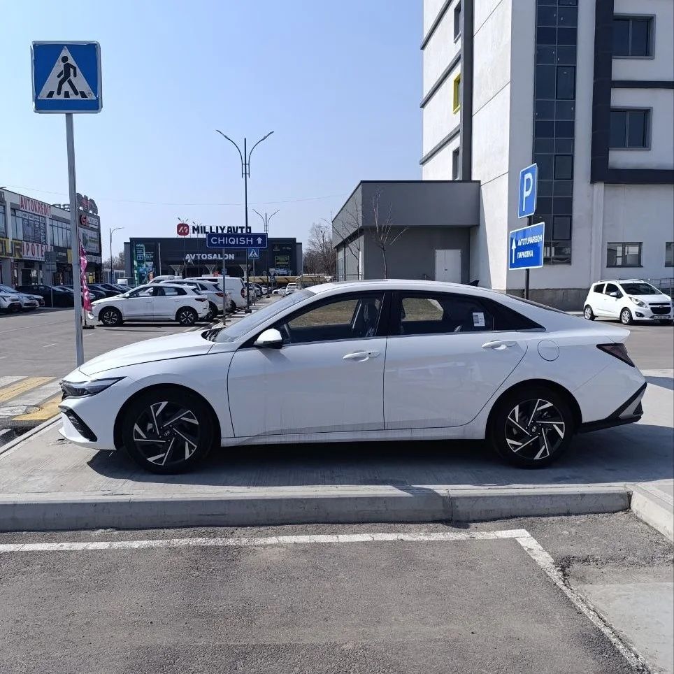 Hyunday elantra 1.5 2023