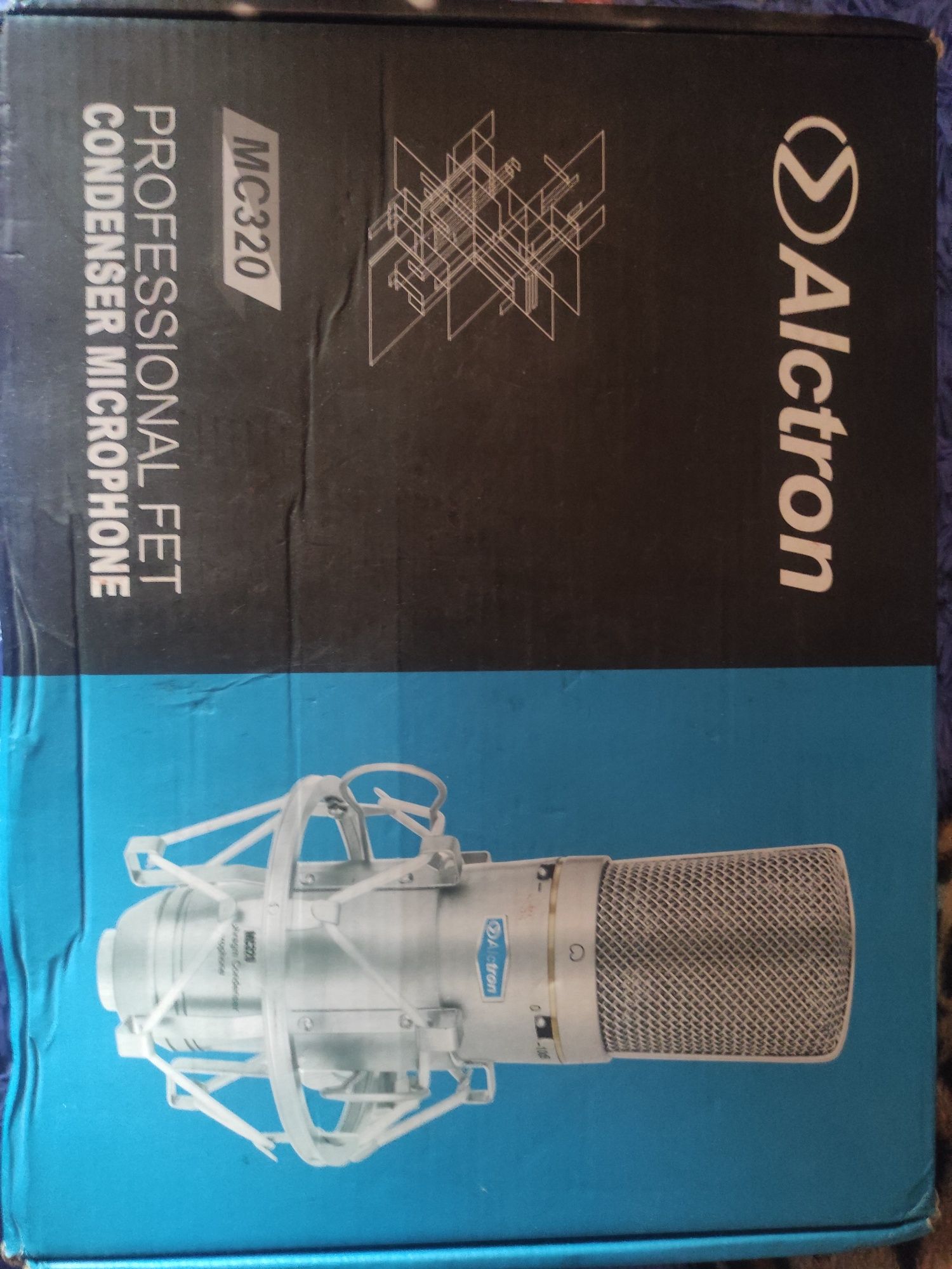 Продам микрофон Alctron MC320