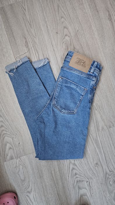 Слим дънки ZARA.
