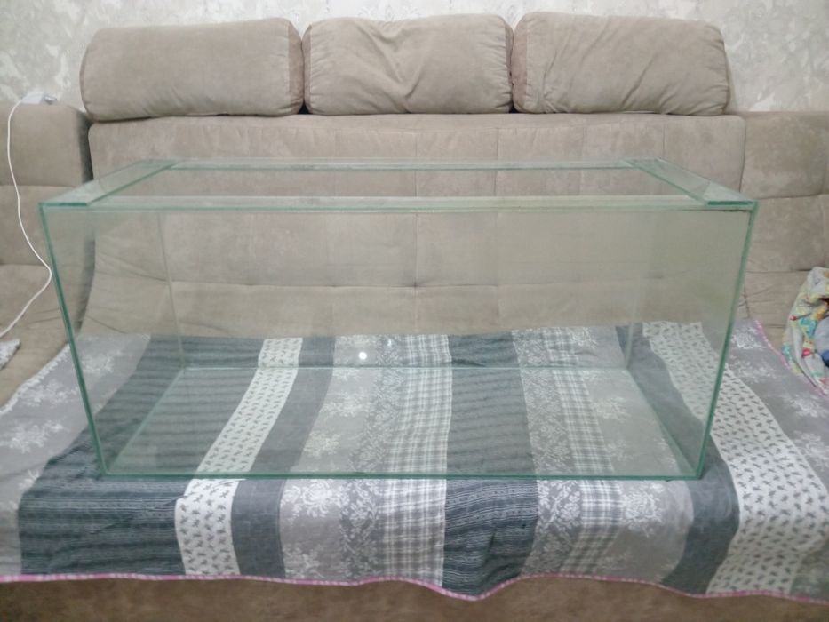 Продам аквариум 240 литров