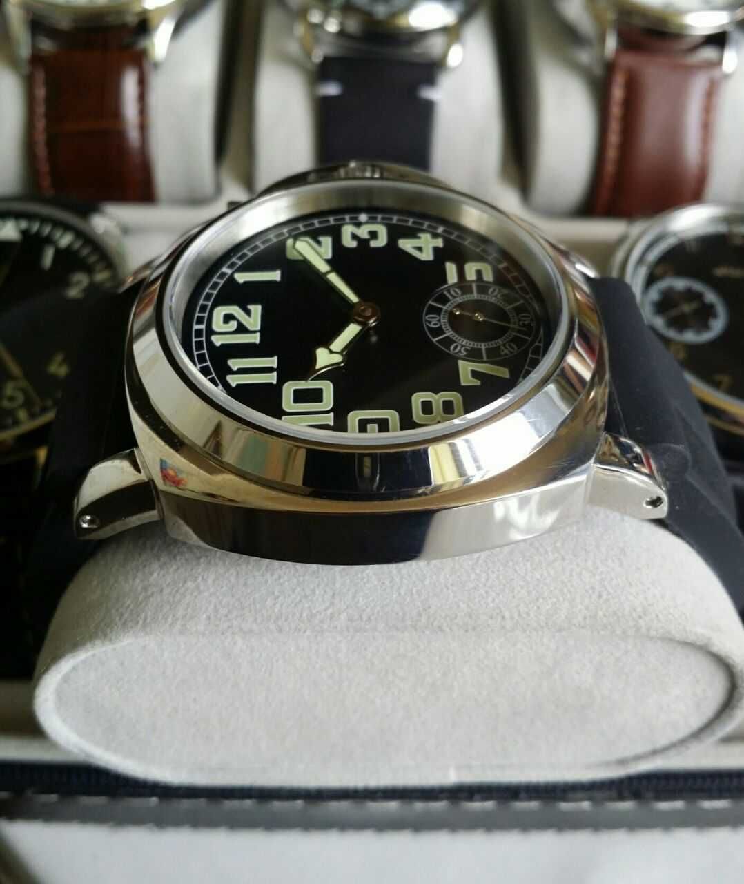 Пилот в корпусе PANERAI