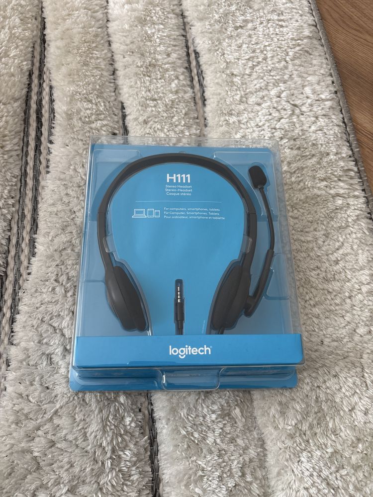 Слушалки Logitech - H111 - черни
