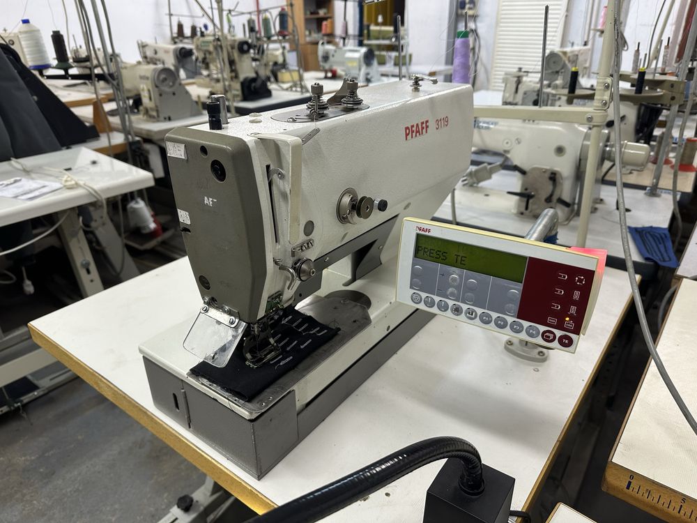 Masina de cusut Butoniera  usoara electronica Pfaff 3119