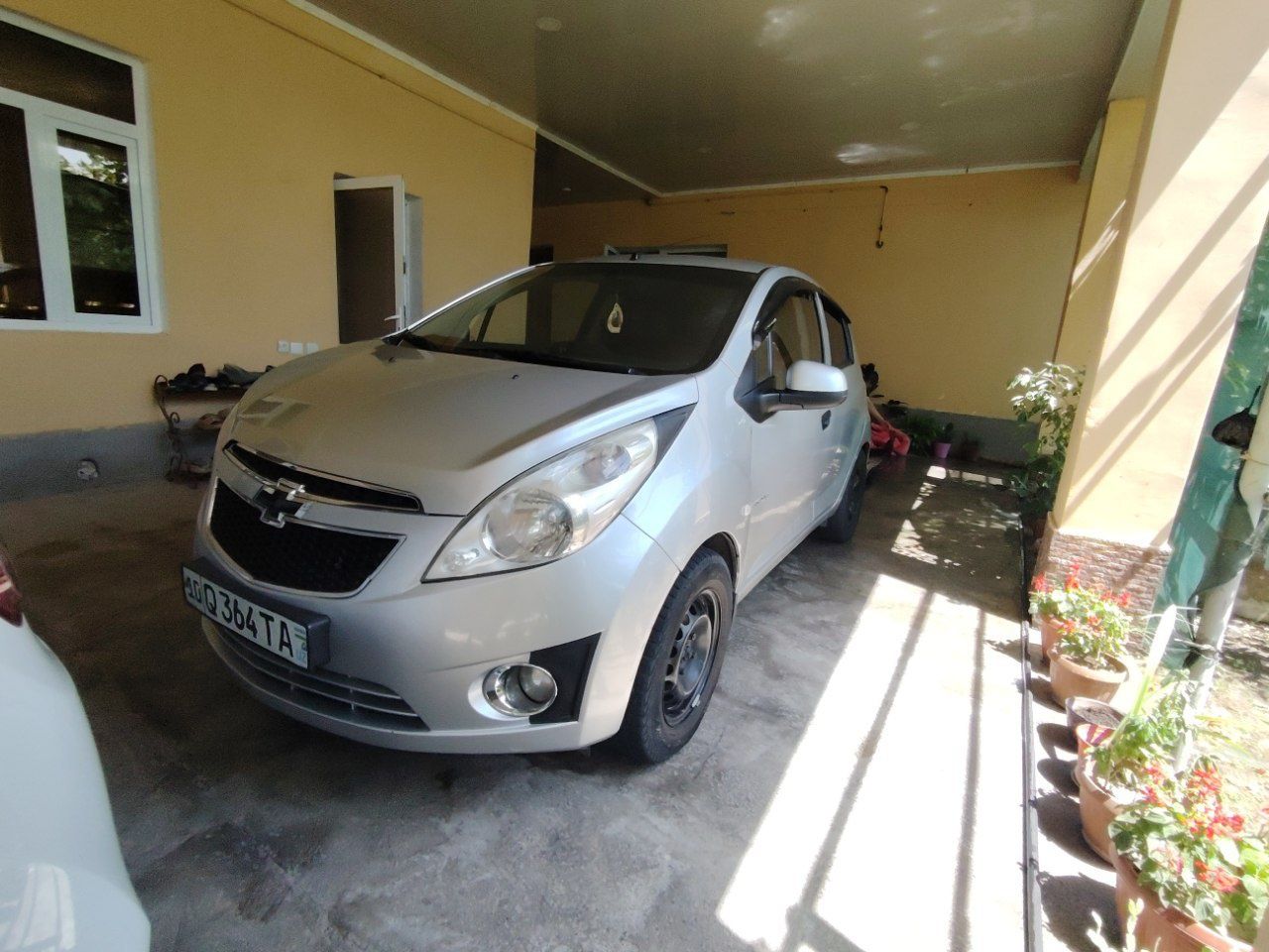 Chevrolet spark .