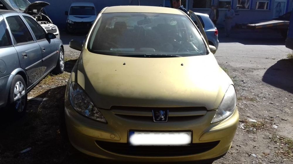 Dezmembrari  Peugeot 307  2000  > 0000 1.6 HDi 110 Motorina