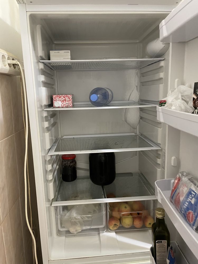 Продается холодильник, б/у  60000