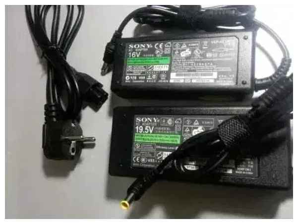 от телевизора Блок питания и шнур