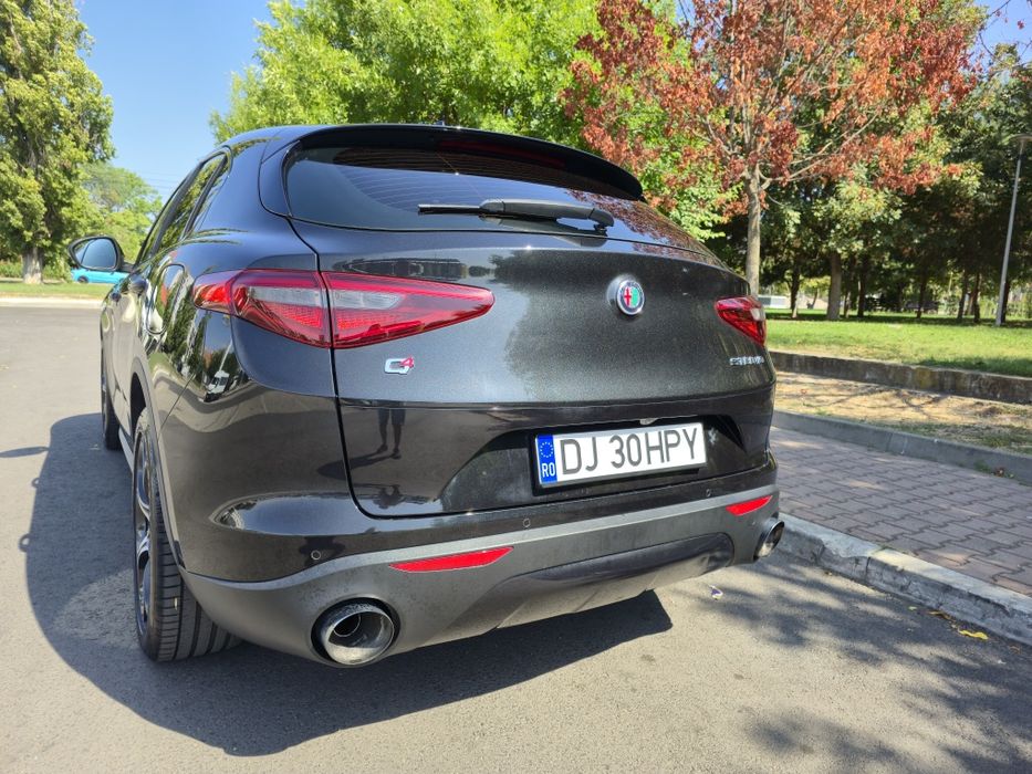 Alfa Romeo Stelvio 2.0, 280 CP
