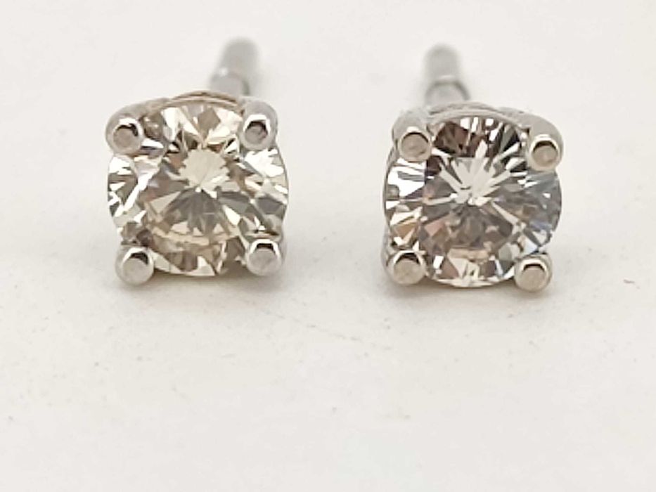 Cercei cu diamnte certificate de GIA 0,64ct