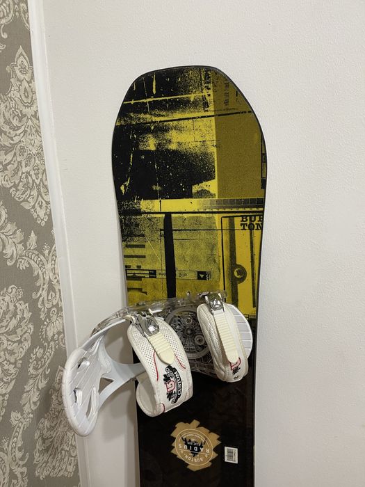 Placa snowboard 145 cm burton radius cu legaturi burton