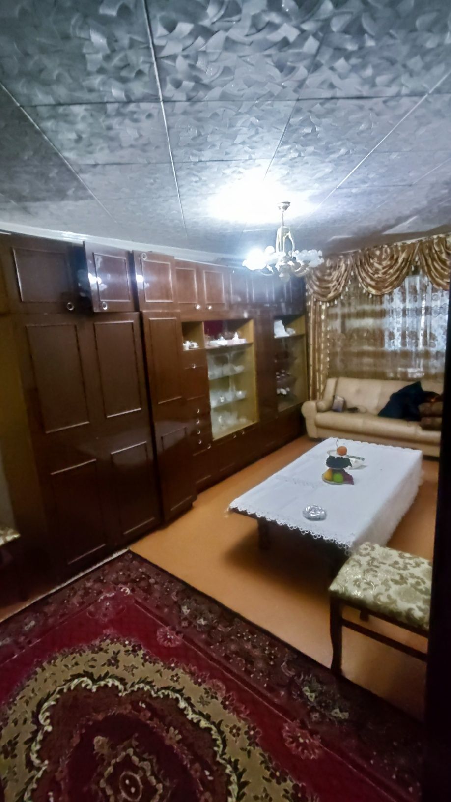 Срочно продаётся своя центре города 3-комнатная квартира
