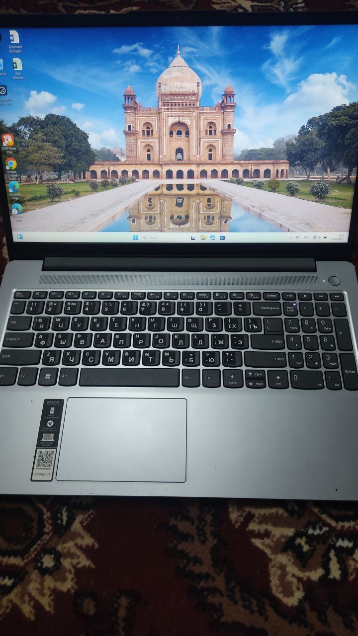 Ноутбук Lenovo i13