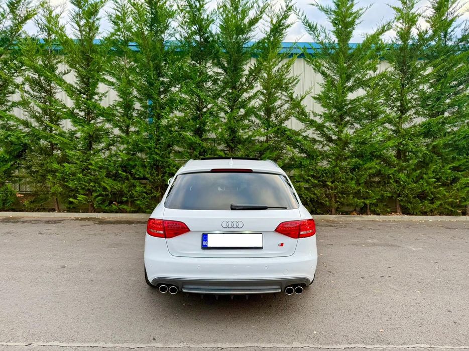 Vând Audi A4 2.0 TDI/3xS-line/Navi/Full Led/Panoramic/156.290km