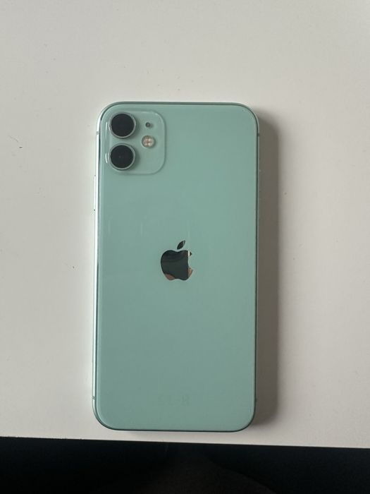 Iphone 11 Verde in stare buna