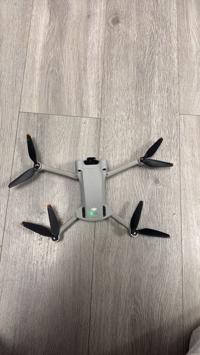 Vand drona dji  mini 3 pro