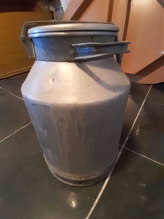 Две фляги по 5000тенге