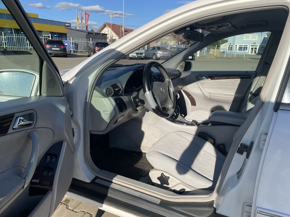 Mercedes c220 w203