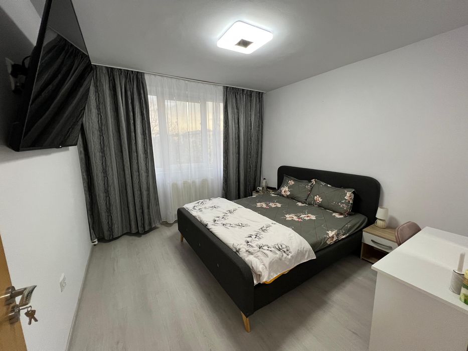 Apartament 2 camere decomandate