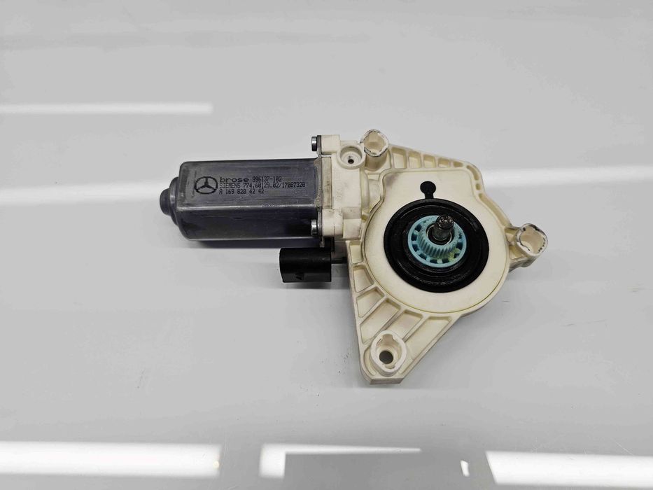 Motoras geam dreapta fata Mercedes Clasa B (W245) [Fabr 2005-2011] A16