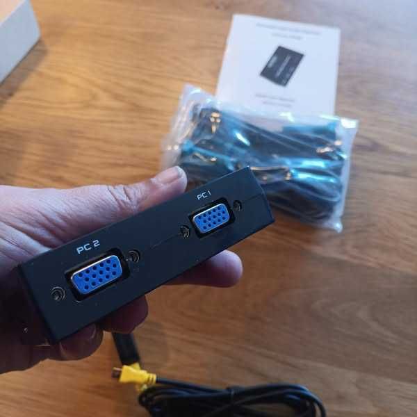 НОВ! VGA превключвател, 1 монитор и 3 USB между 2 компютъра, модел 2