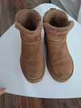 UGG Oysho marimea 37