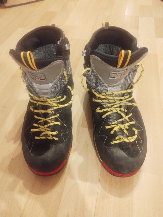Bocanci DOLOMITE 45 Goretex Noi