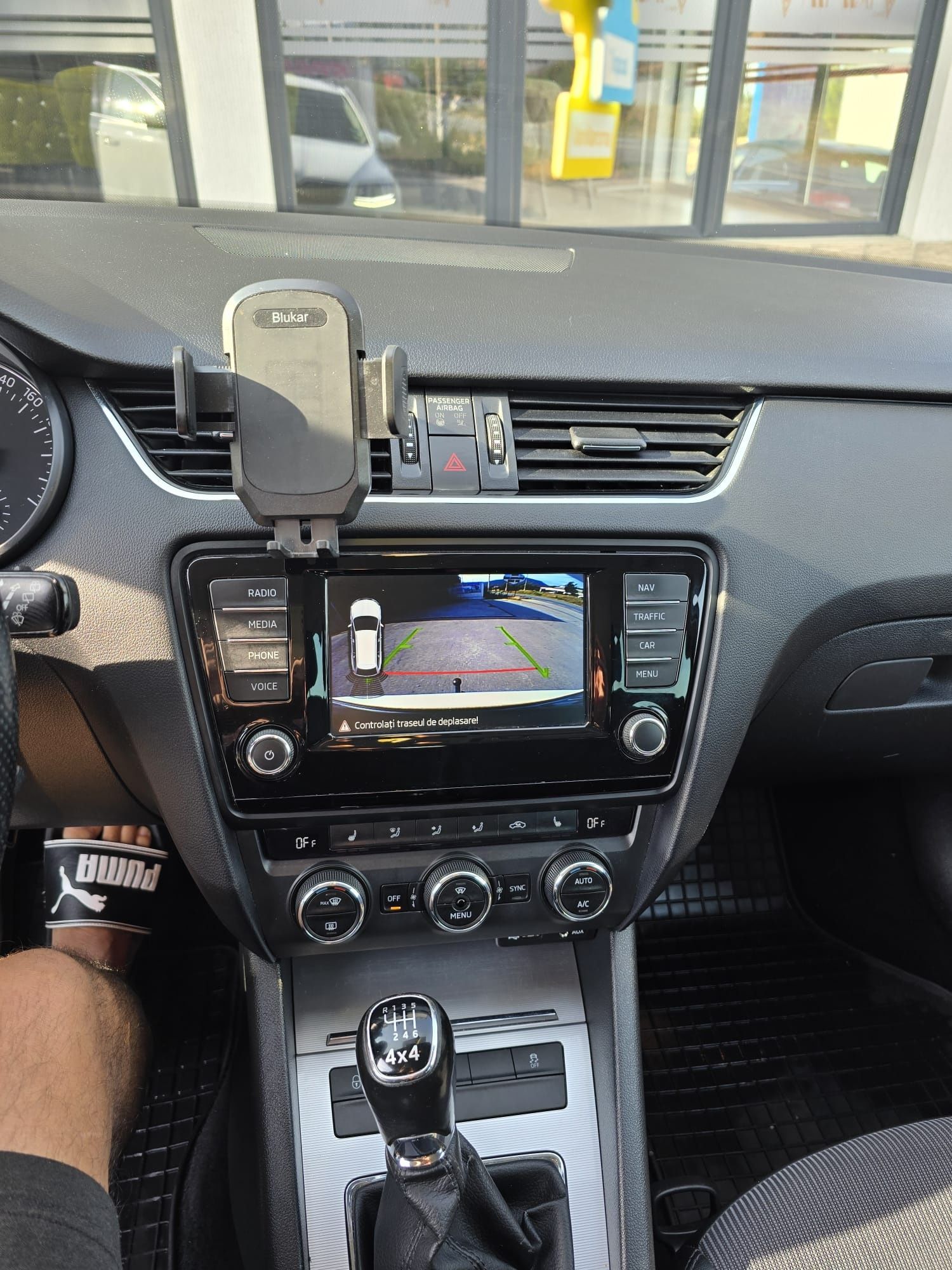 Vând  Scoda Octavia 3  Stile 4×4 permanent