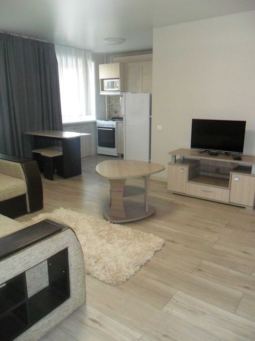 Сдам чистую,уютную 2х комнатную квартиру после ремонта.В Центре!