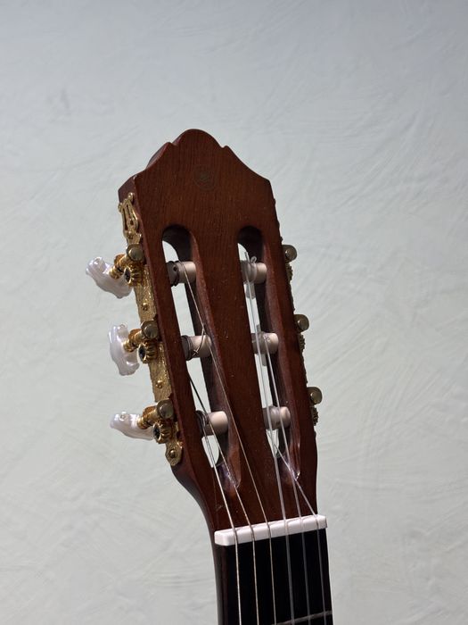 Гитара Ямаха C70 классическая