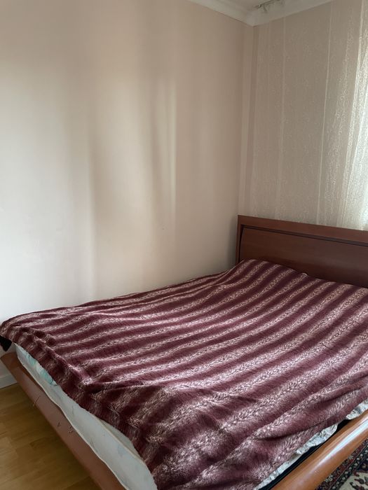 Спальный кровать