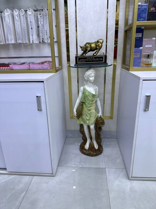 Продаются статуэтки в отличном состоянии  По хорошей цене