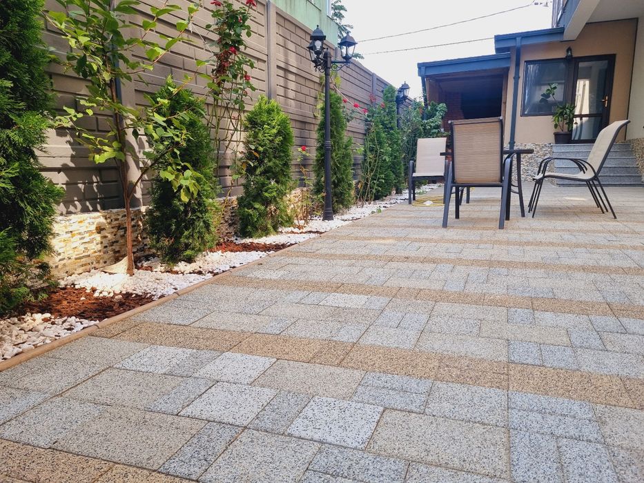 Proprietar Ap 4 camere cu curte proprie  Parc Bazilescu