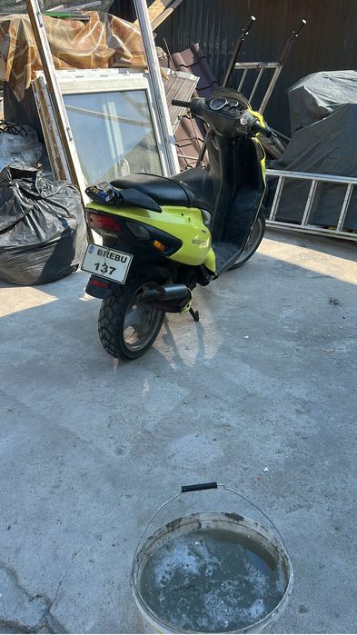 Scuter Piaggio 80