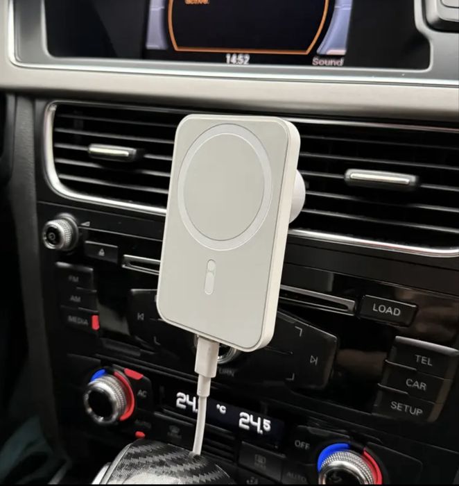 Suport auto magnetic MagSafe pentru telefon