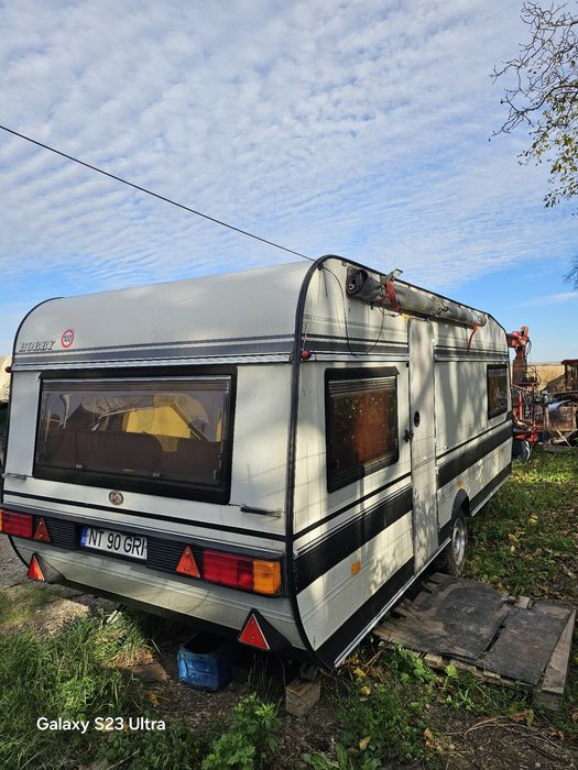 Rulotă marca Hobby