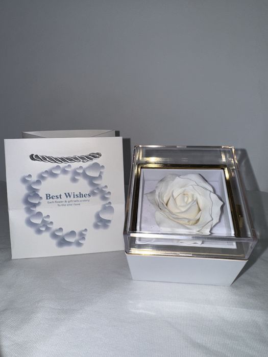 Подаръчна кутия с колие