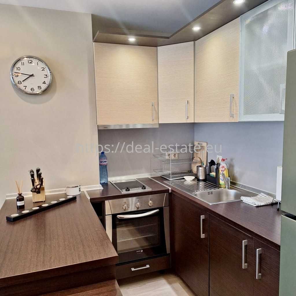 Продава се Едностаен апартамент в Благоевград, Идеален център - 58 кв.м за 2069 €/кв.м - Снимка #3
