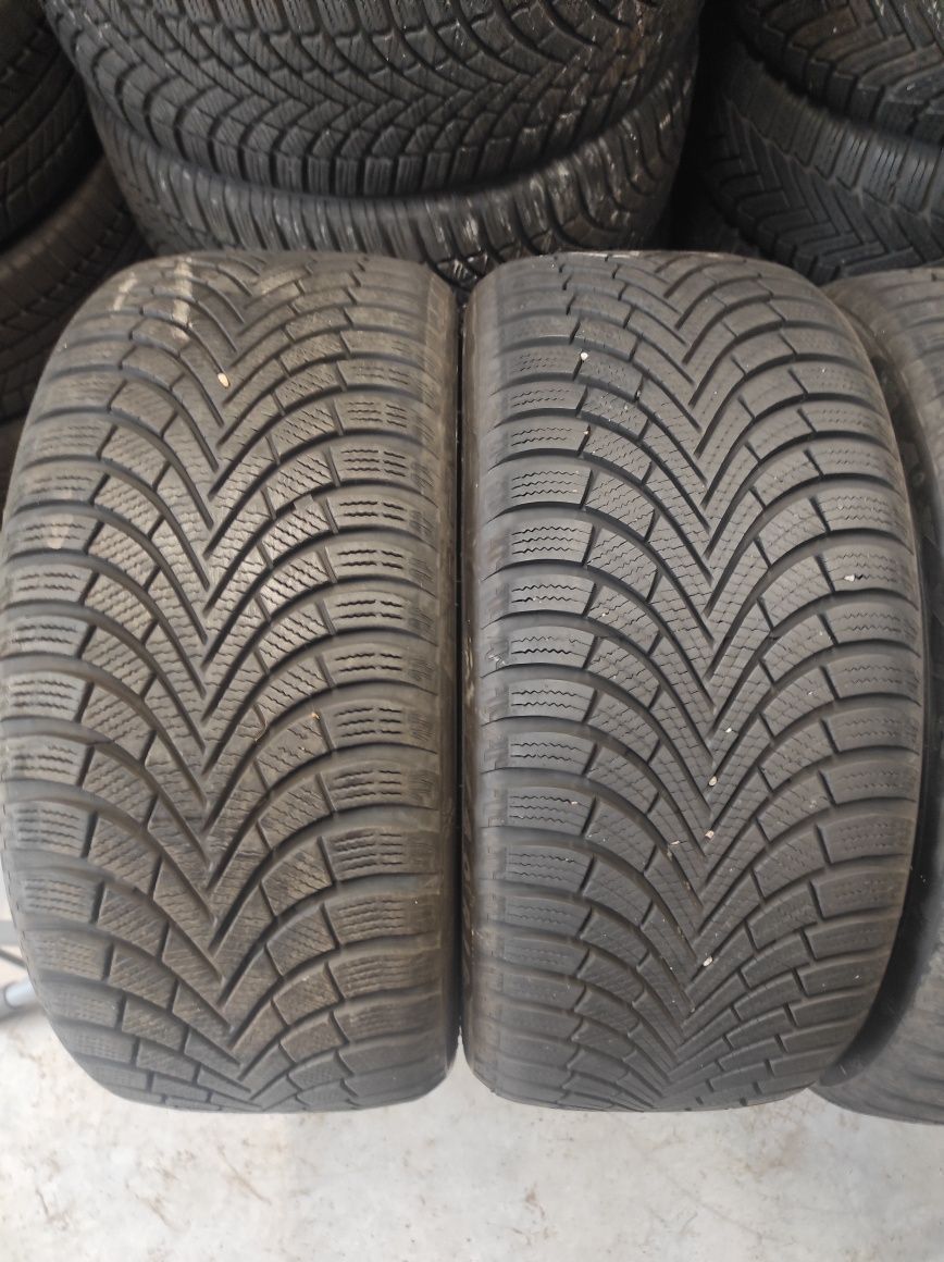 225/40/18 Maxxis 4бр