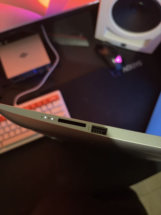 Laptop HP 470 G7 – i7 / 16GB RAM / SSD / Radeon