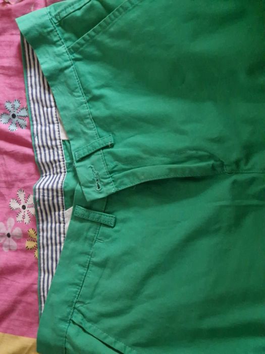 Pantaloni pentru barbati