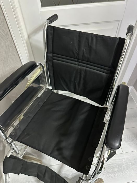 Инвалидное кресло